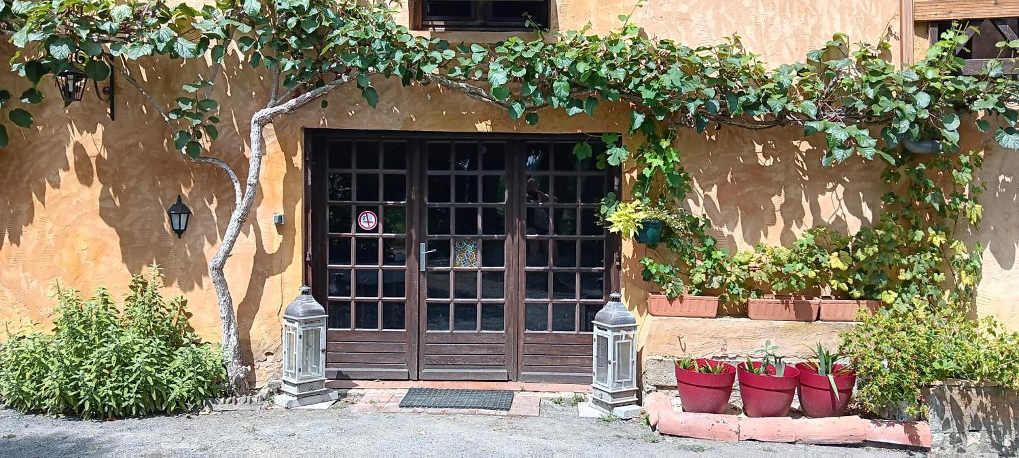 Gite Au Moulin Du Comte Bourrouillan المظهر الخارجي الصورة