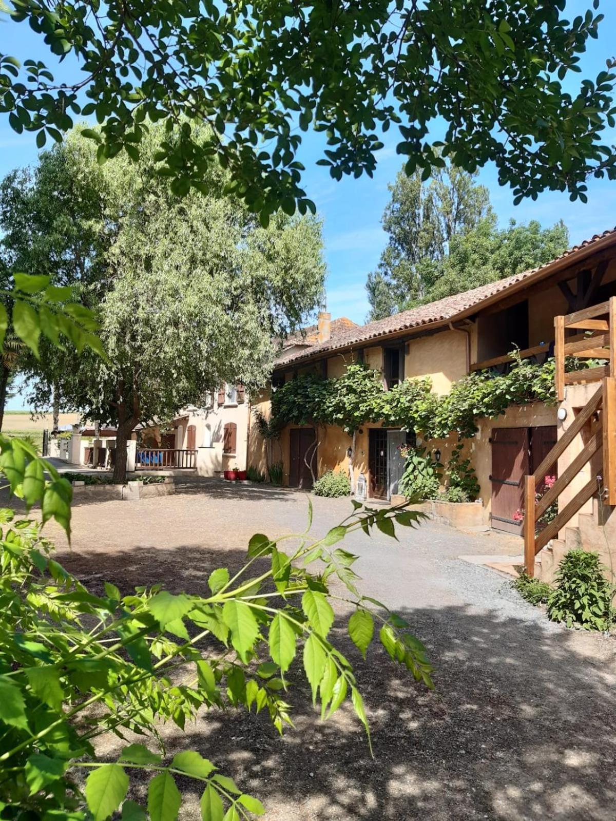 Gite Au Moulin Du Comte Bourrouillan المظهر الخارجي الصورة